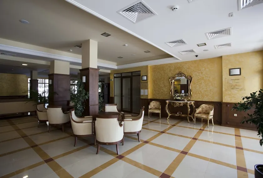 Aparthotel Bendita Mare - Image 1