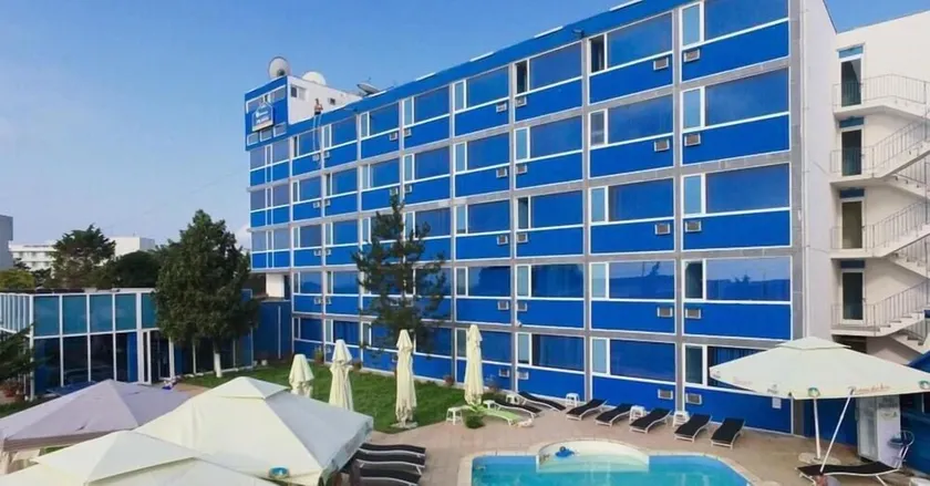 Hotel Venus - Image 1