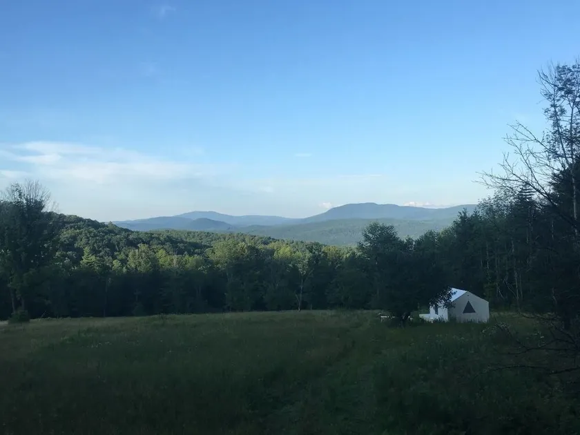 Tentrr - A Slice Of Heaven - Image 1