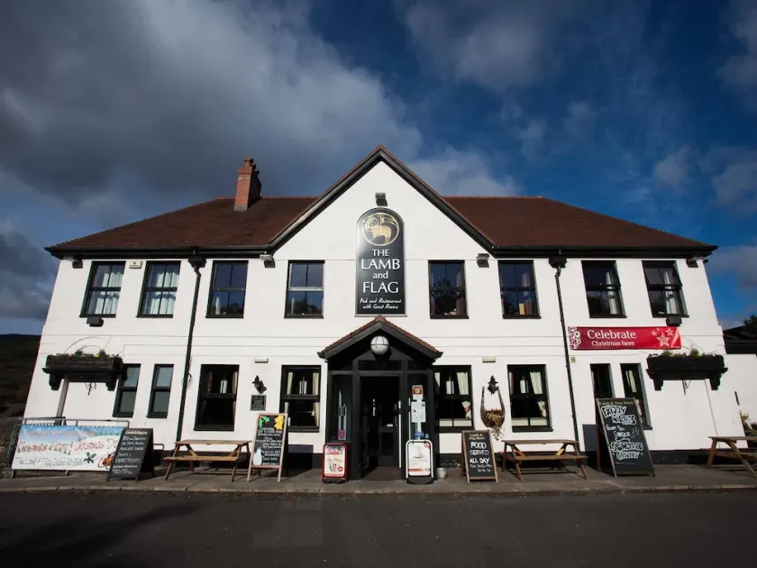 The Lamb & Flag - Image 1