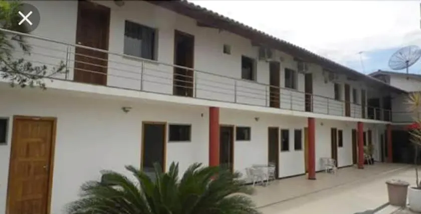 Hotel Central - Image 1