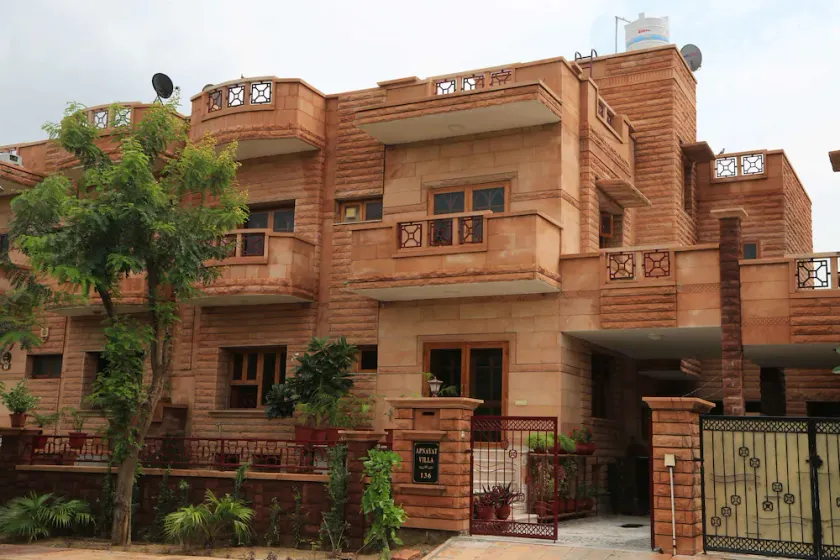 Apnayt Villa - Image 1