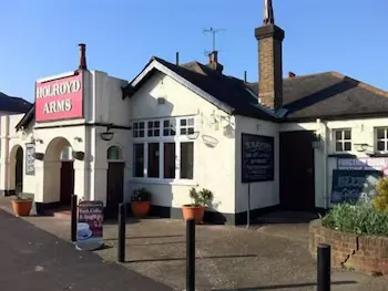Holroyd Arms - Image 1