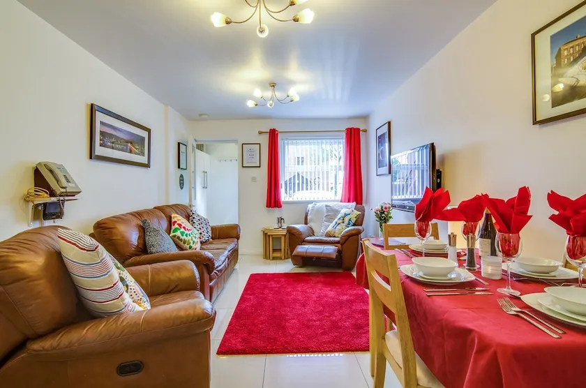 Belfast Self Catering Apartment - Image 1
