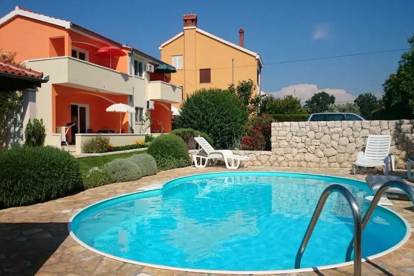 Apartments Albi - Image 1