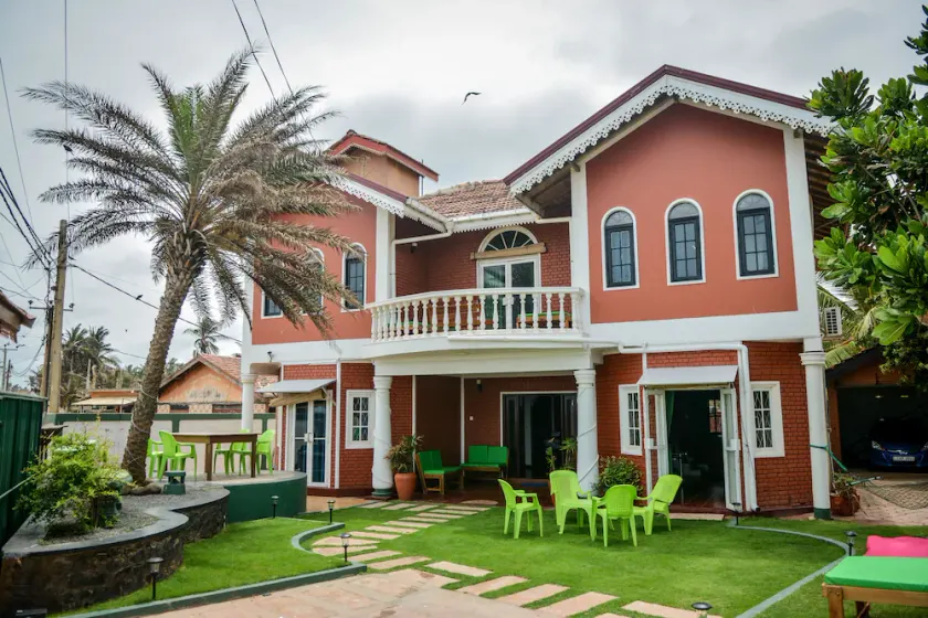 Explore Hostels Negombo - Image 1