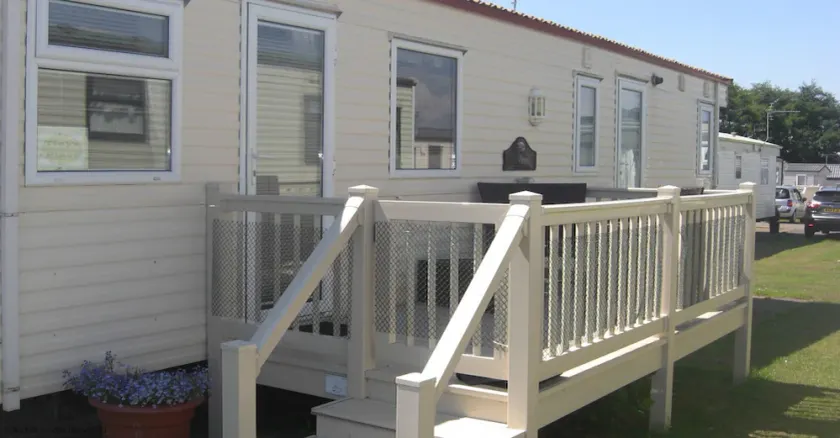 Tiny's Place - Image 1