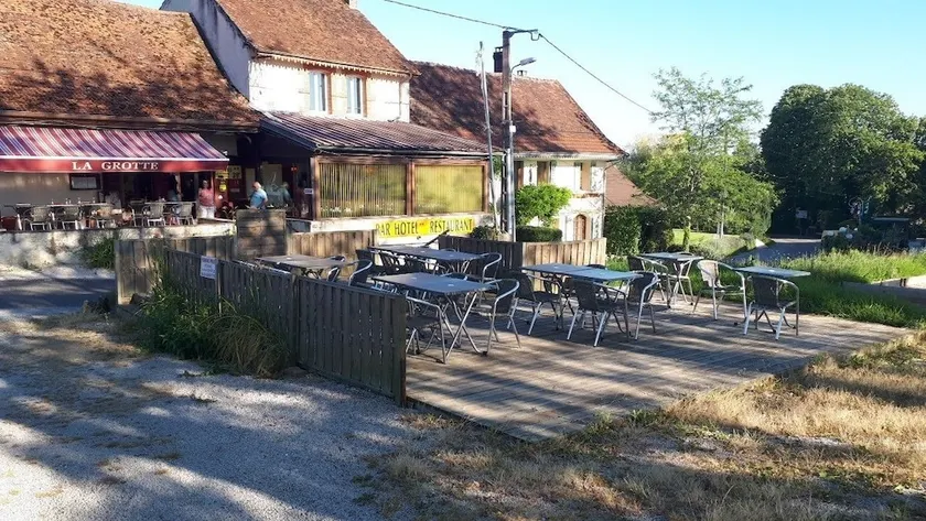 Hotel La Grotte - Image 1