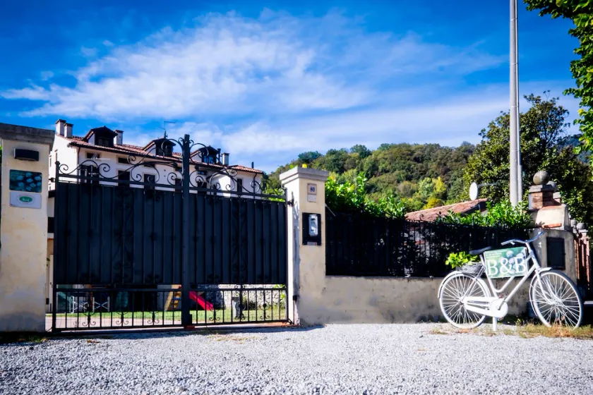Achillea B&B - Image 1