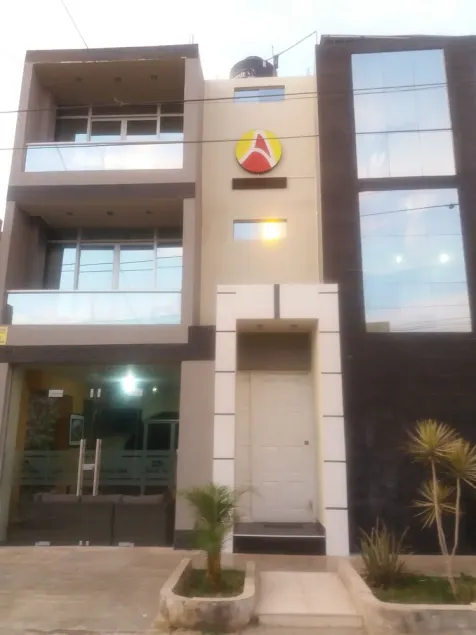 Amaris Hotel - Image 1