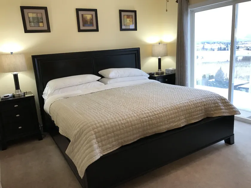 Acker Vacation Homes & Suites - Image 1