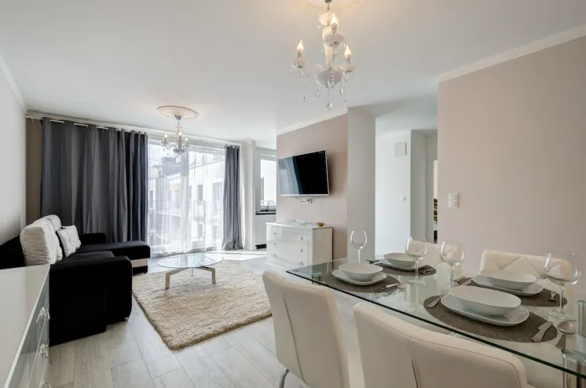 Dom & House – Apartment Angielska Grobla - Image 1