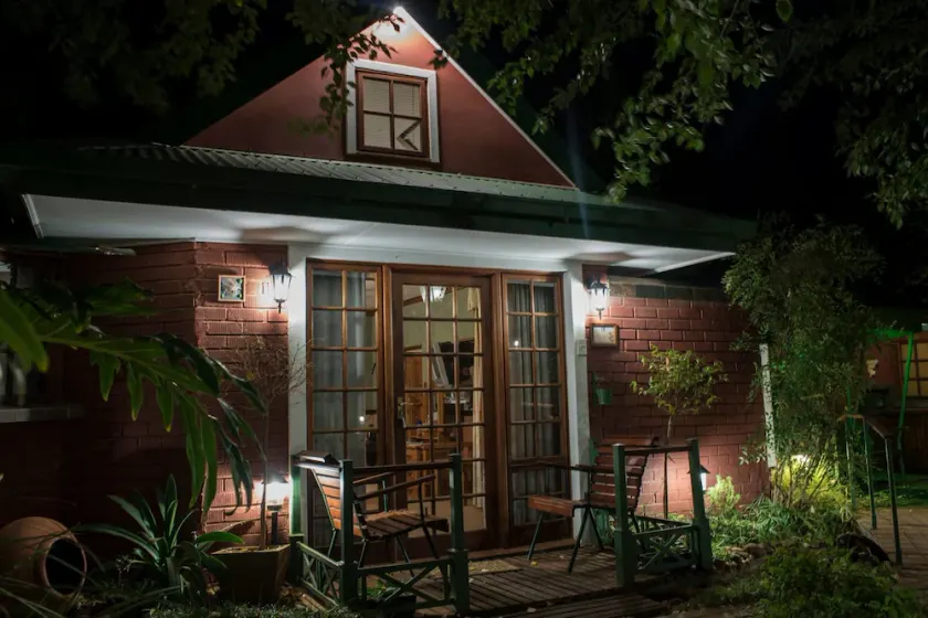 Kleine-Eden Guest House - Image 1