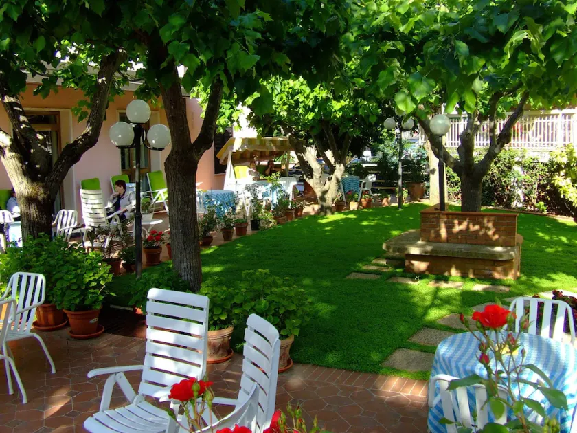 Hotel Rinascente - Image 1