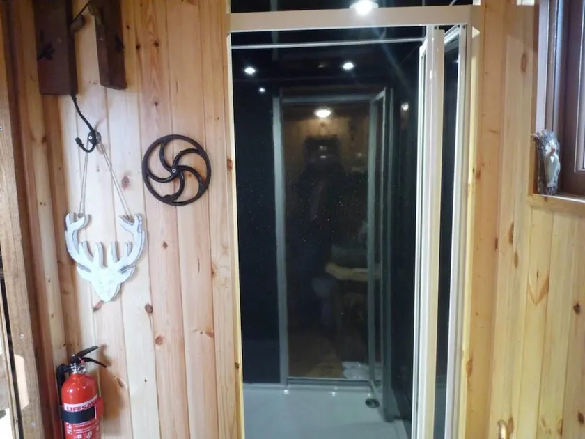 The Shepherds Hut + Hot Tub - Image 1