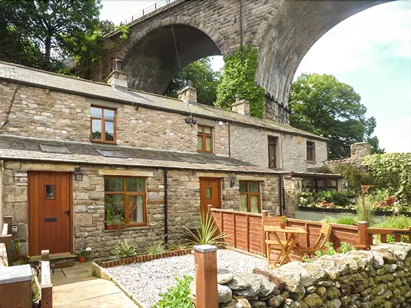 Greta Cottage - Image 1
