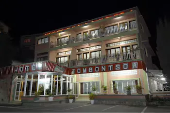 Hotel Tombontsoa - Image 1