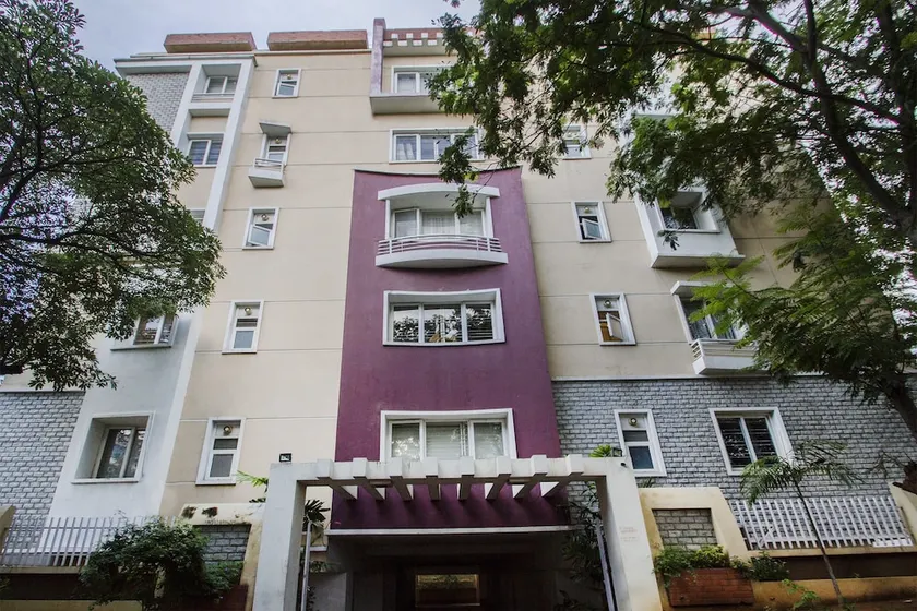Oyo 2571 Apartment Hotel Nirvana Residencies - Image 1