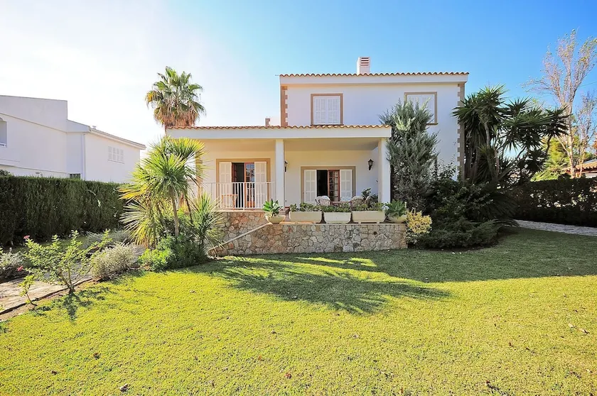 Villa Sastre - Image 1