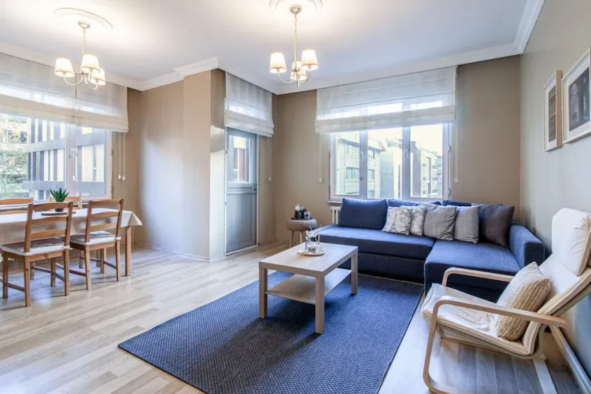 Lovely and Comfortable Home in Sisli - Image 1