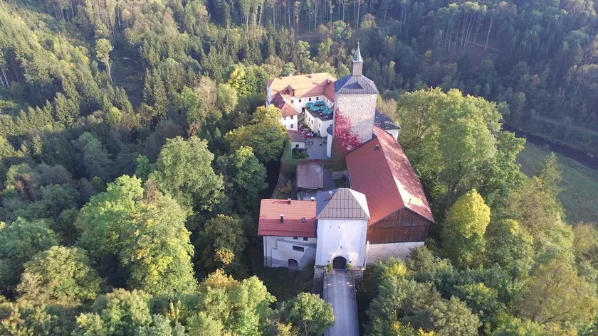Schloss Fürsteneck Landgasthof - Image 1