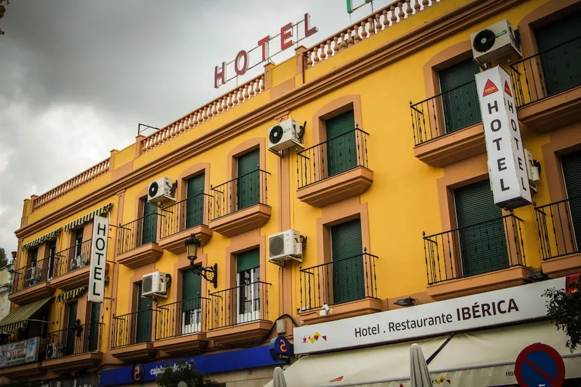 Iberica Hotel - Image 1