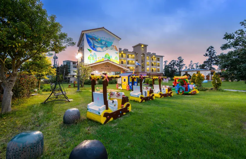 Famille Spa Resort - Image 1