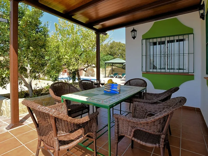 Rustic Villa in Lopera With Terrace - Image 1