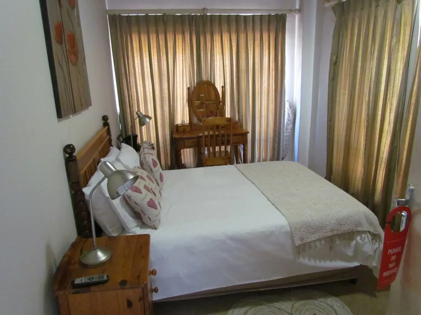 Utopia Guest House - Image 1