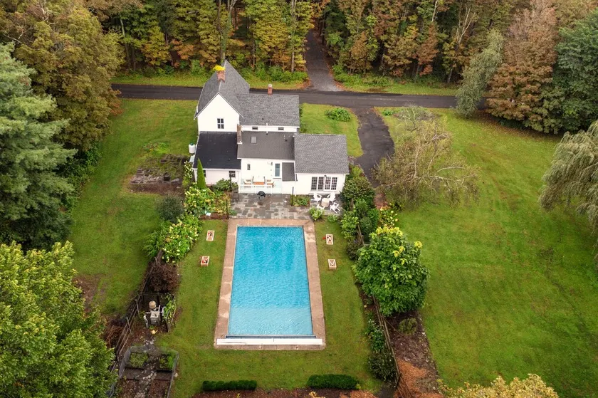 Clove by Avantstay Gorgeous Cottage w/ Pool, Privacy, Pool Table & Close to Hunter Mountain - Image 1