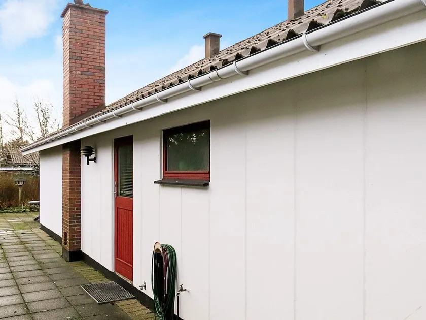5 Person Holiday Home in Hals - Image 1