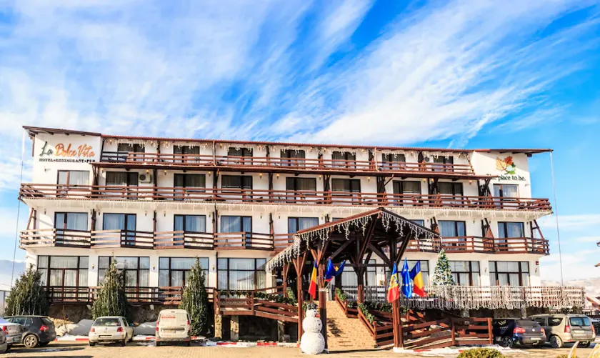 Hotel La Dolce Vita - Image 1