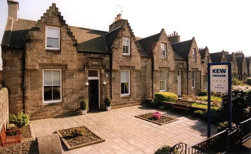 Kew House - Image 1