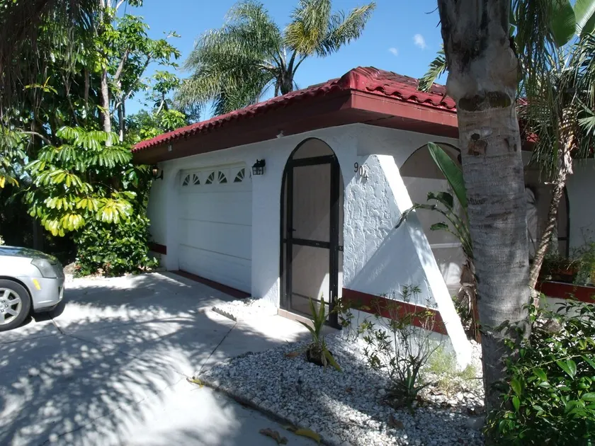 Villa Paradise 22 Pool Lehigh Acres Florida - Image 1