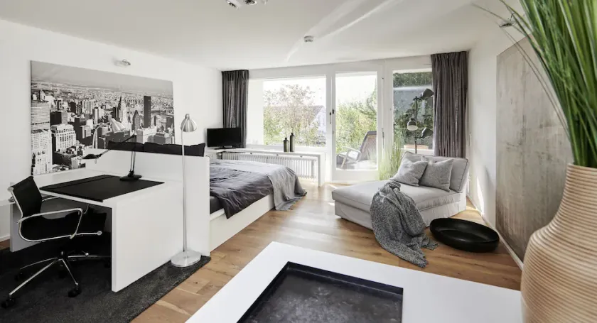 criston apartments - unique living - Image 1