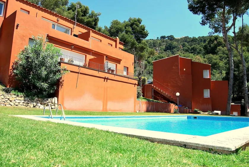 Apartamentos Begur - Image 1