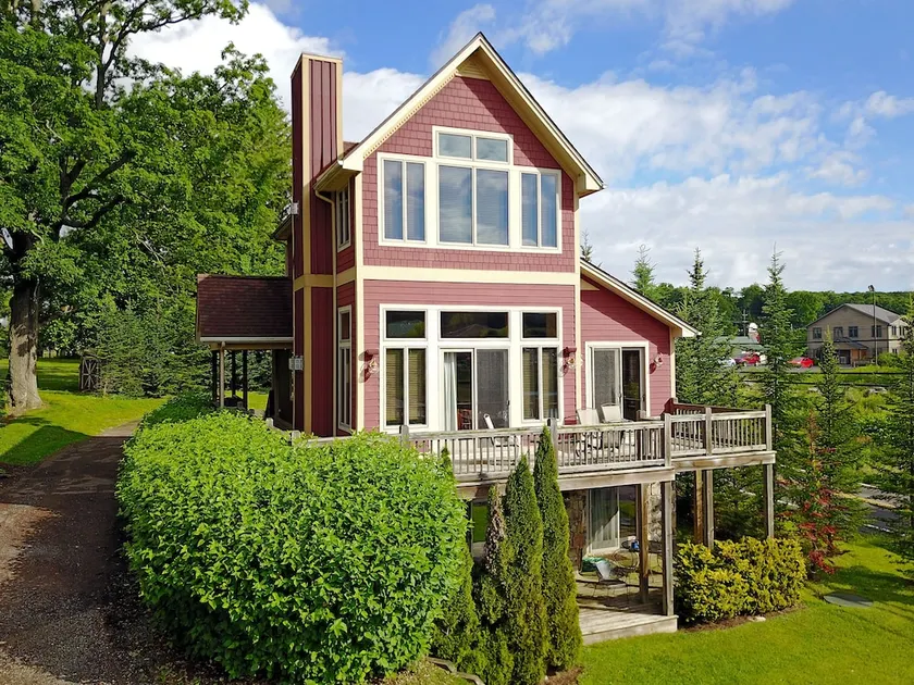 At the Heart of it All 4 Bedroom House - Image 1