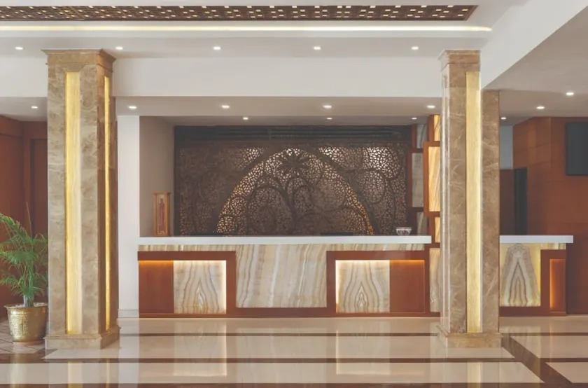 Hotel Grapevine - Image 1