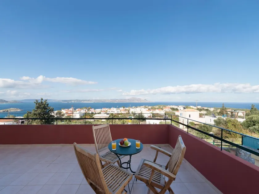 Villa, Private Pool, View Souda Bay in Very Nice Village, NW Coast Near Chania - Image 1