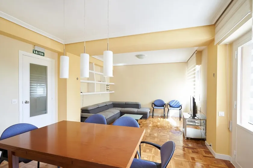 Acà Y Allà Apartamento Alfonso El Batallador - Image 1