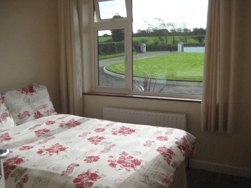 Breenville Farm House - Image 1