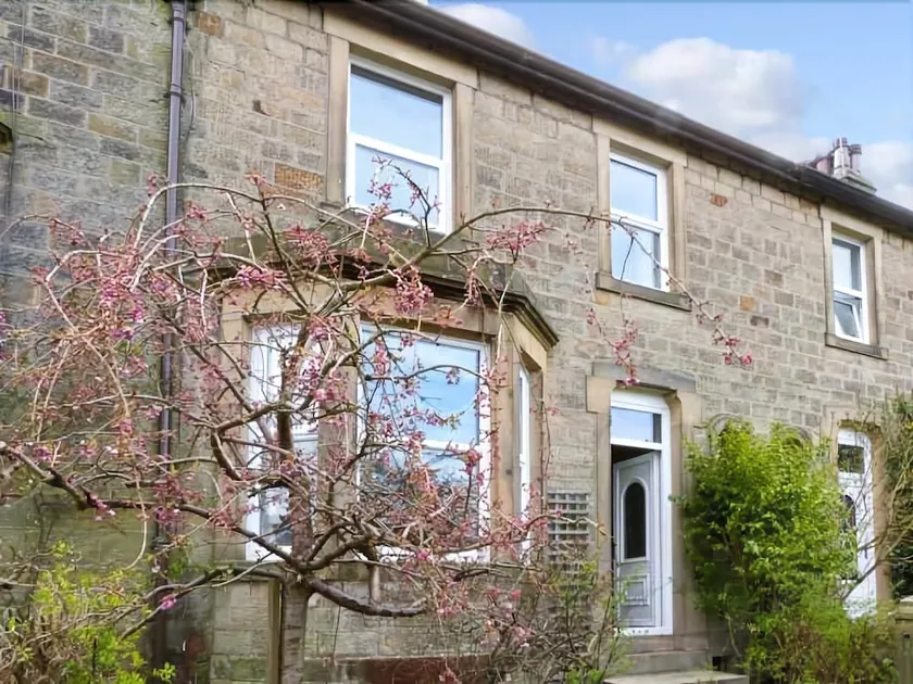 5 Ribble Terrace - Image 1