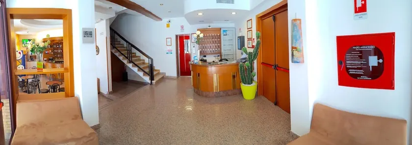 Hotel Anna - Image 1