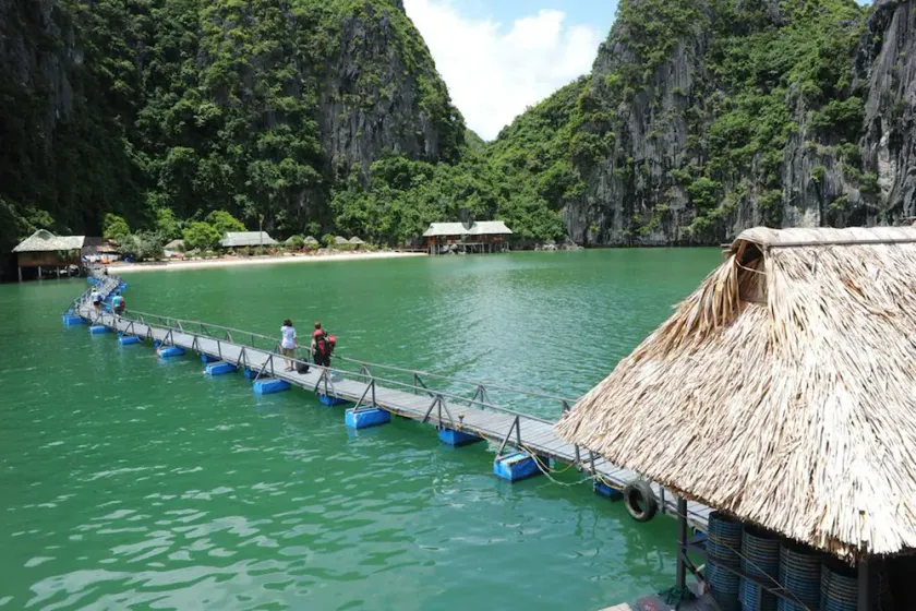 Catba Sandy Beach Resort - Image 1