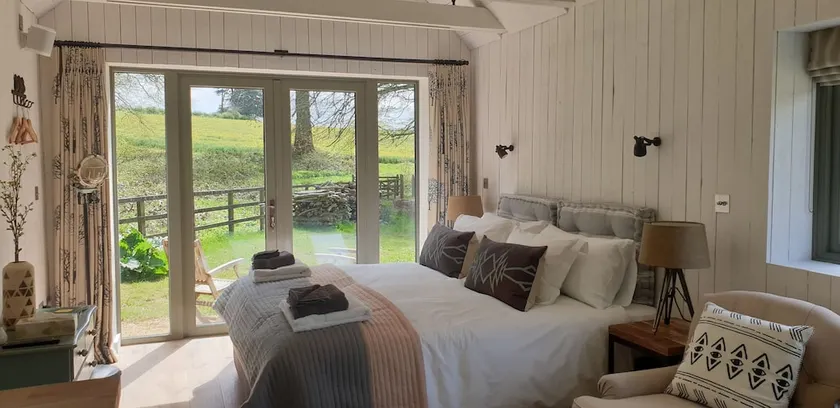The Barn at North Lodge - Image 1