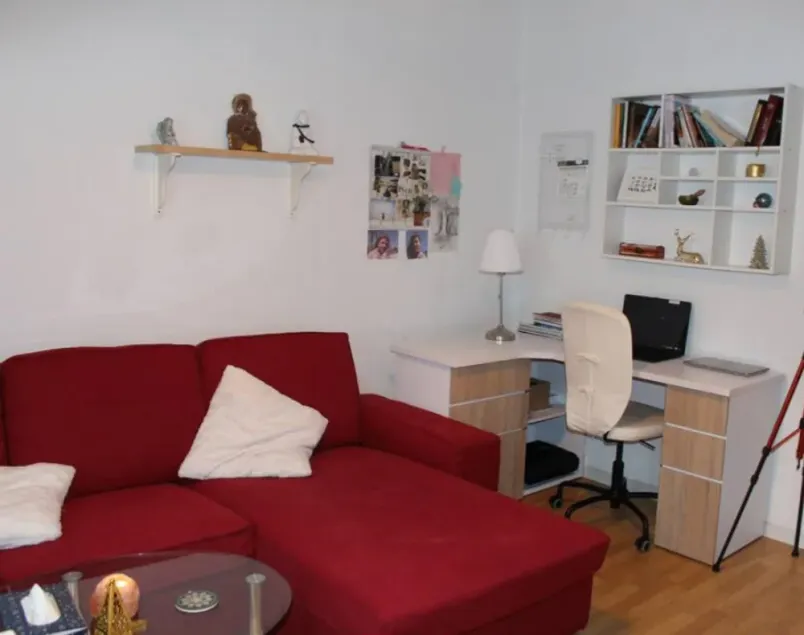 Immaculate 2 Rooms Apartment in Heart of Berlin - Image 1