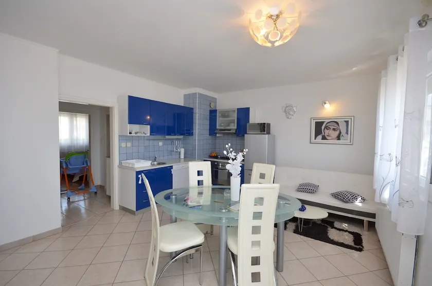 Apartments Divna - Image 1