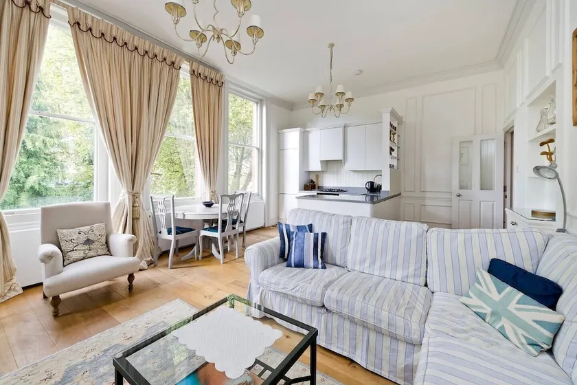 Lovely 2bed Flat in Chelsea With Exclusive Views - Image 1