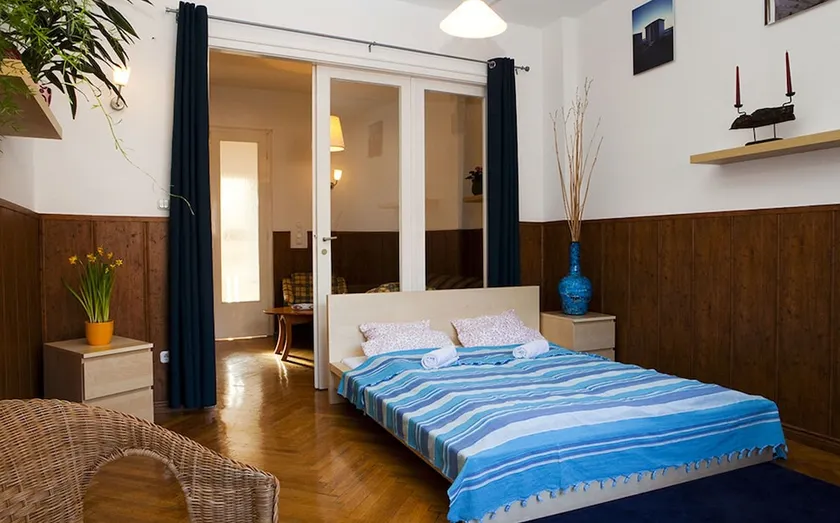 Fakes Apartment - Image 1
