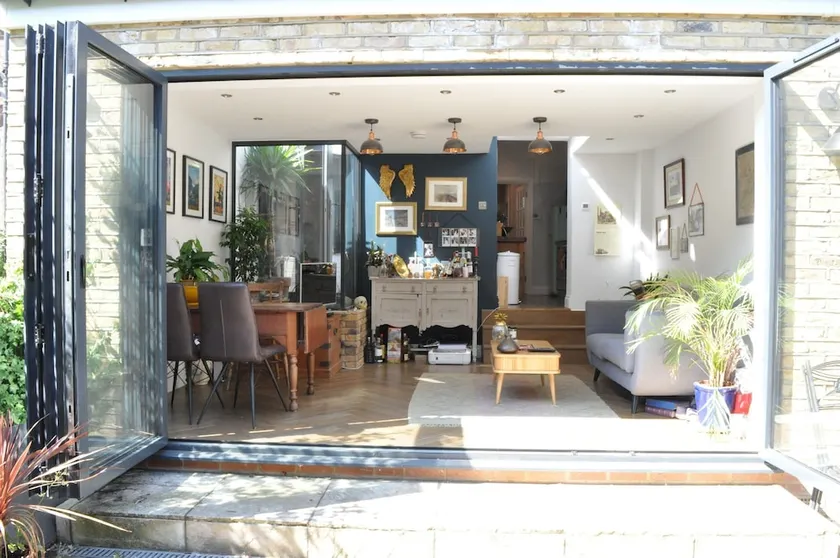 2 Bedroom Flat in Fulham - Image 1